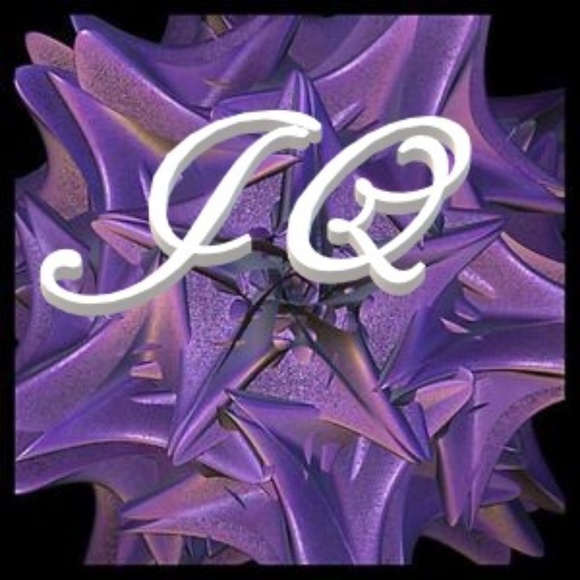 Meet your Posher, Julianna - Picture 1 of 1